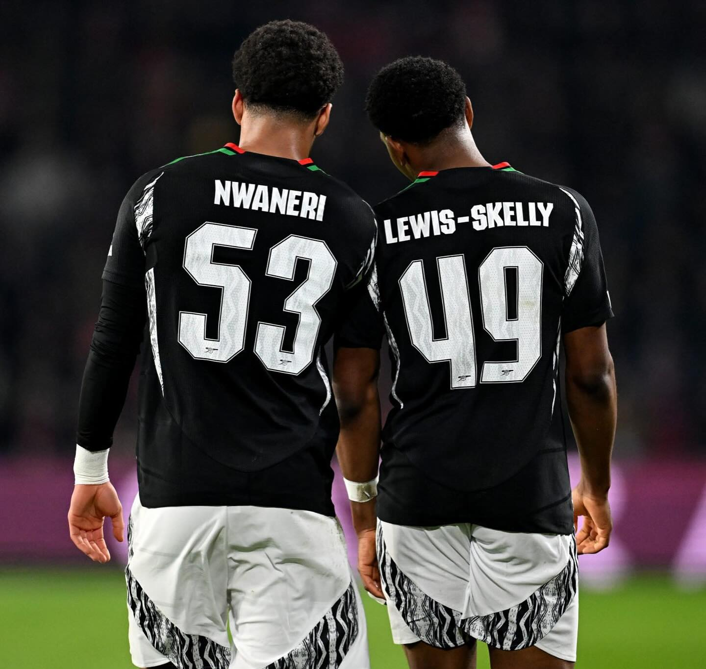 关于转会期意甲传出新动向，门兴格拉德巴赫临场应变，管理层表态：态度坚定，心理建设被强调的信息