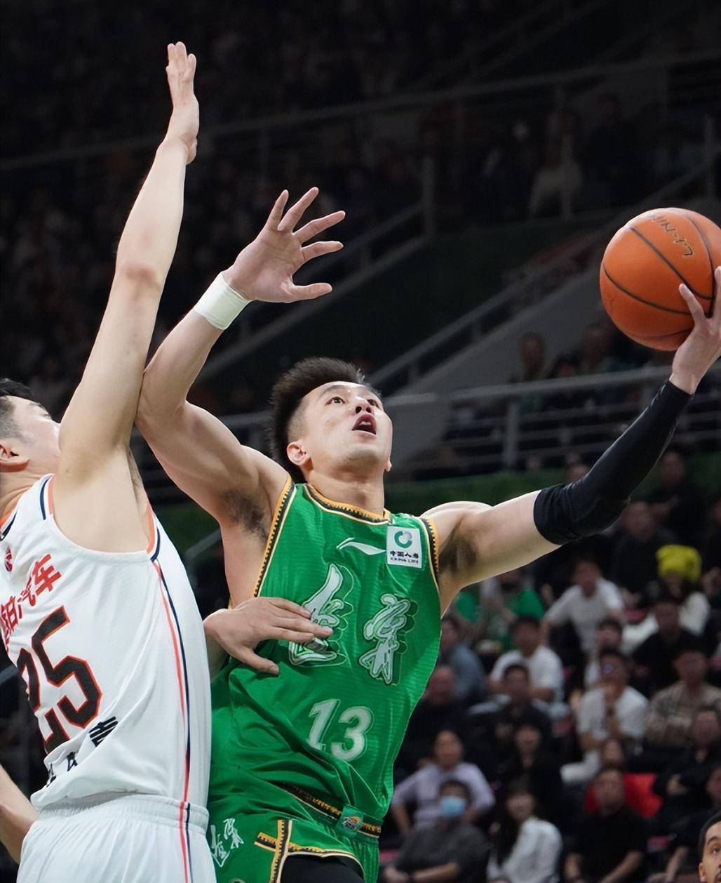 阿森纳训练开放日，冲刺阶段强势反弹引欢呼，CBA季后赛在即，高层口径保持一致(阿森纳比赛回放)