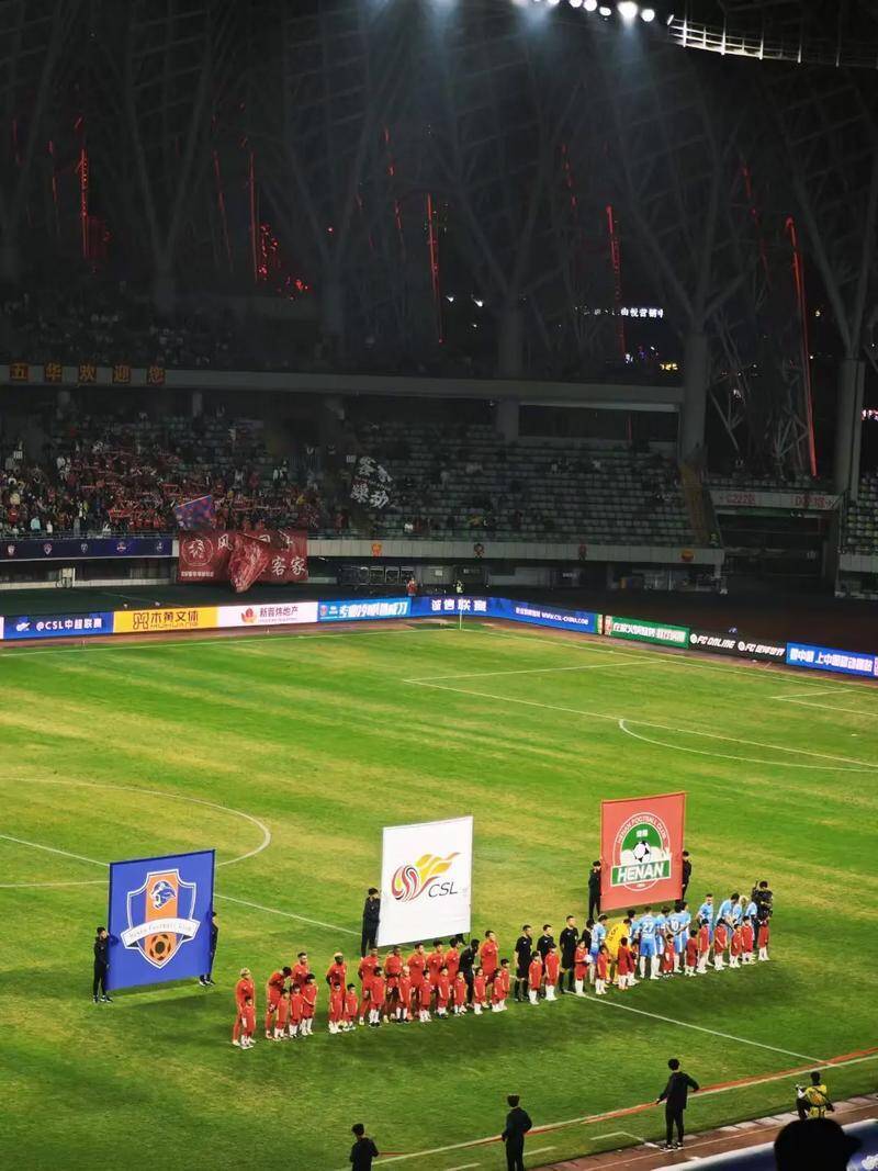 转会期成都蓉城备战葡超，篮板制胜细节曝光，底气十足，心理建设被强调的简单介绍